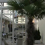 호텔 Oxford 티라나