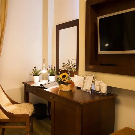 Oxford Hotel Tirana