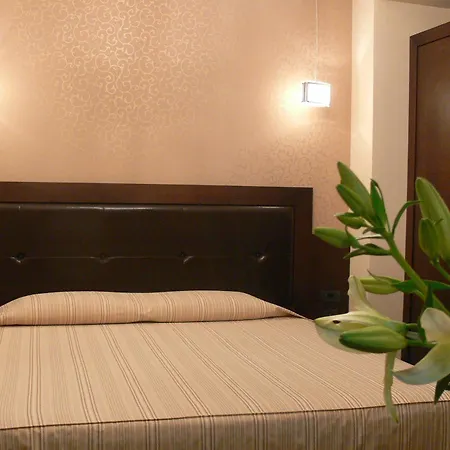 Oxford 4* Tirana