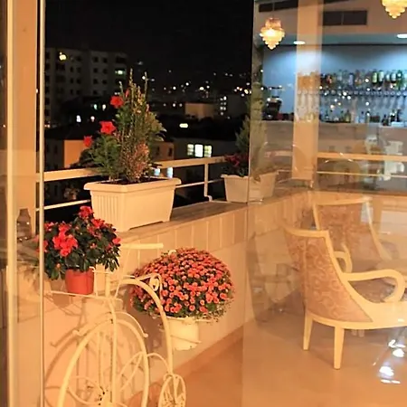 Oxford Hotel 4*