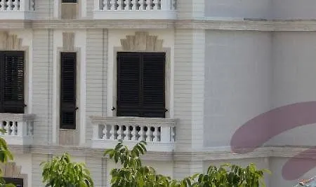 Oxford Hotel 4*