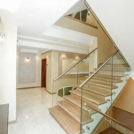 Szálloda Oxford 4*