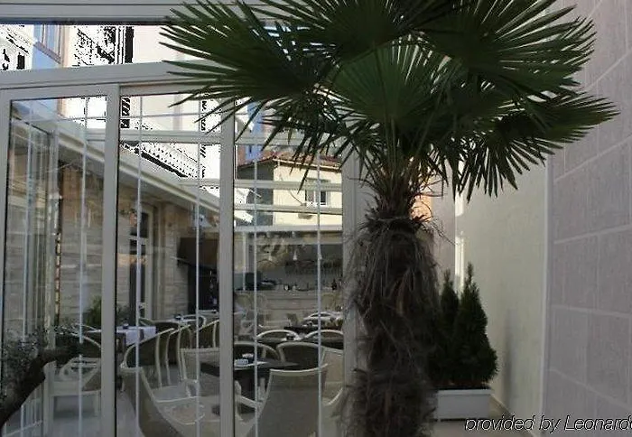 Szálloda Oxford Tirana